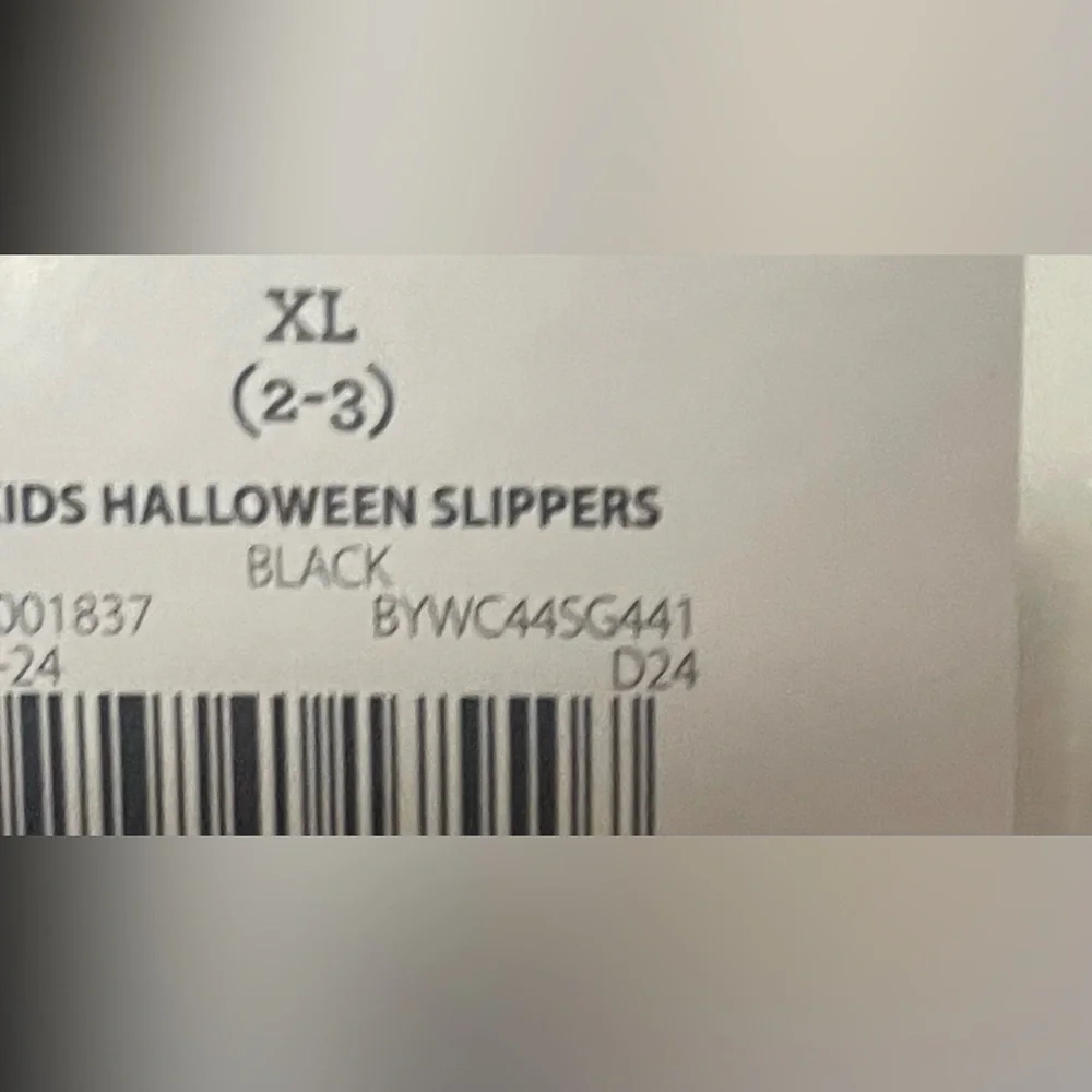 Kids Halloween Witch Slippers - Black and Orange‎